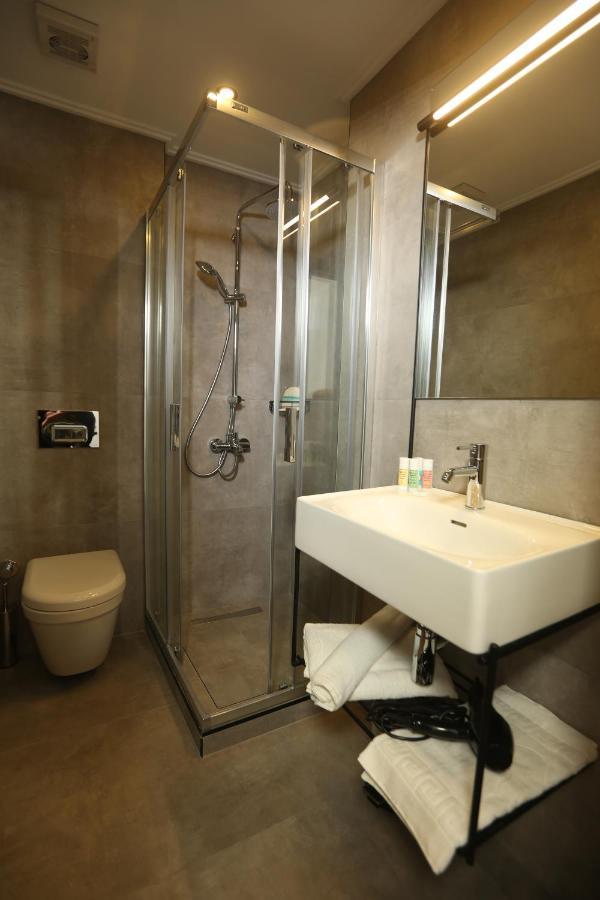 Otel Moja